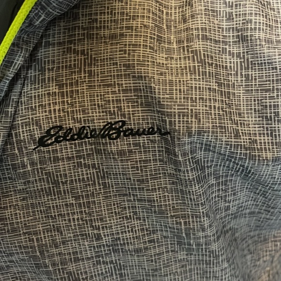 Eddie Bauer reversible puffer jacket - Picture 5 of 5